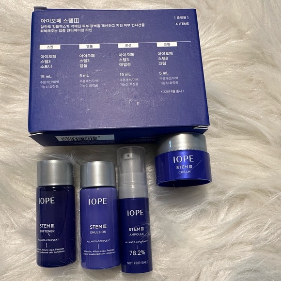 IOPE Stem 3 Stem III Experience Trial Kit (4 items) - Picture 2 of 6